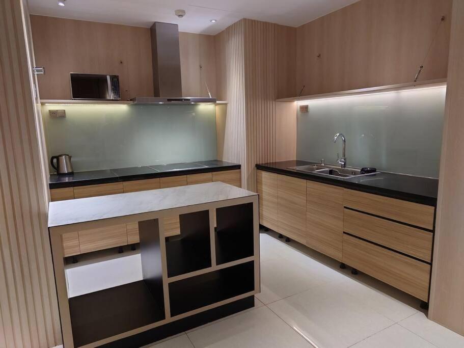 The Rixx Premium Apartment Thành Pho Ho Chí Minh Esterno foto